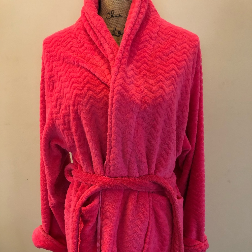Women’s Pink Robe
